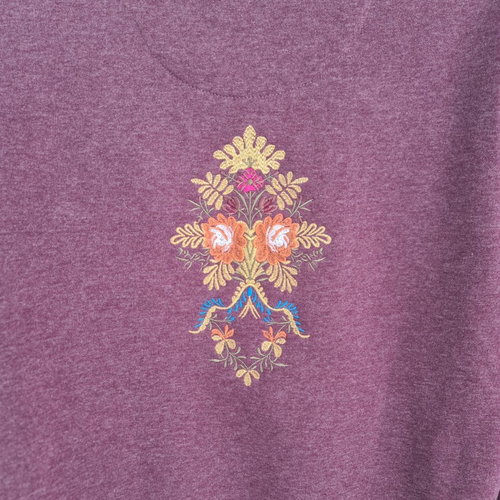 Sudadera granate de mujer bordada espolín Francia